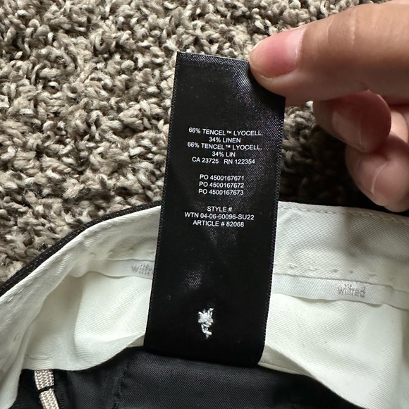 Babaton Agency Linen Mini Short in black, size 0 - Picture 9 of 9